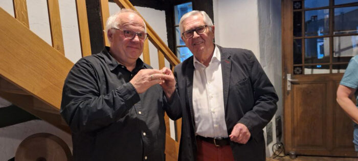 Schlüsselübergabe Neuer Vorsitzender